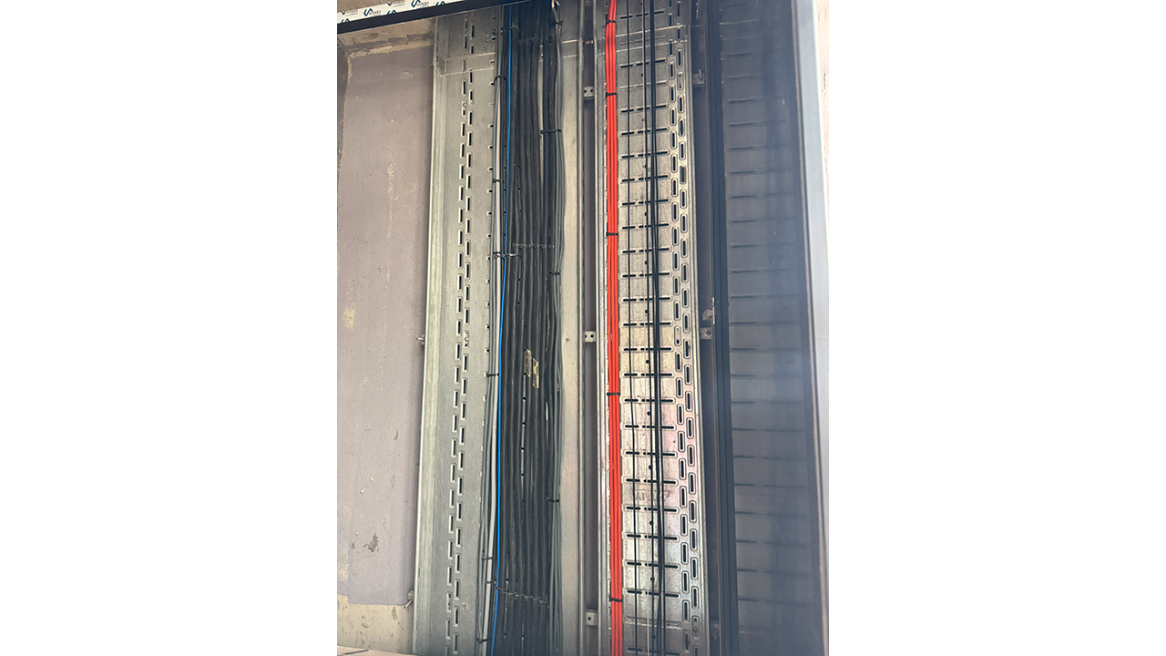 COMMERCIAL - SCI-APS