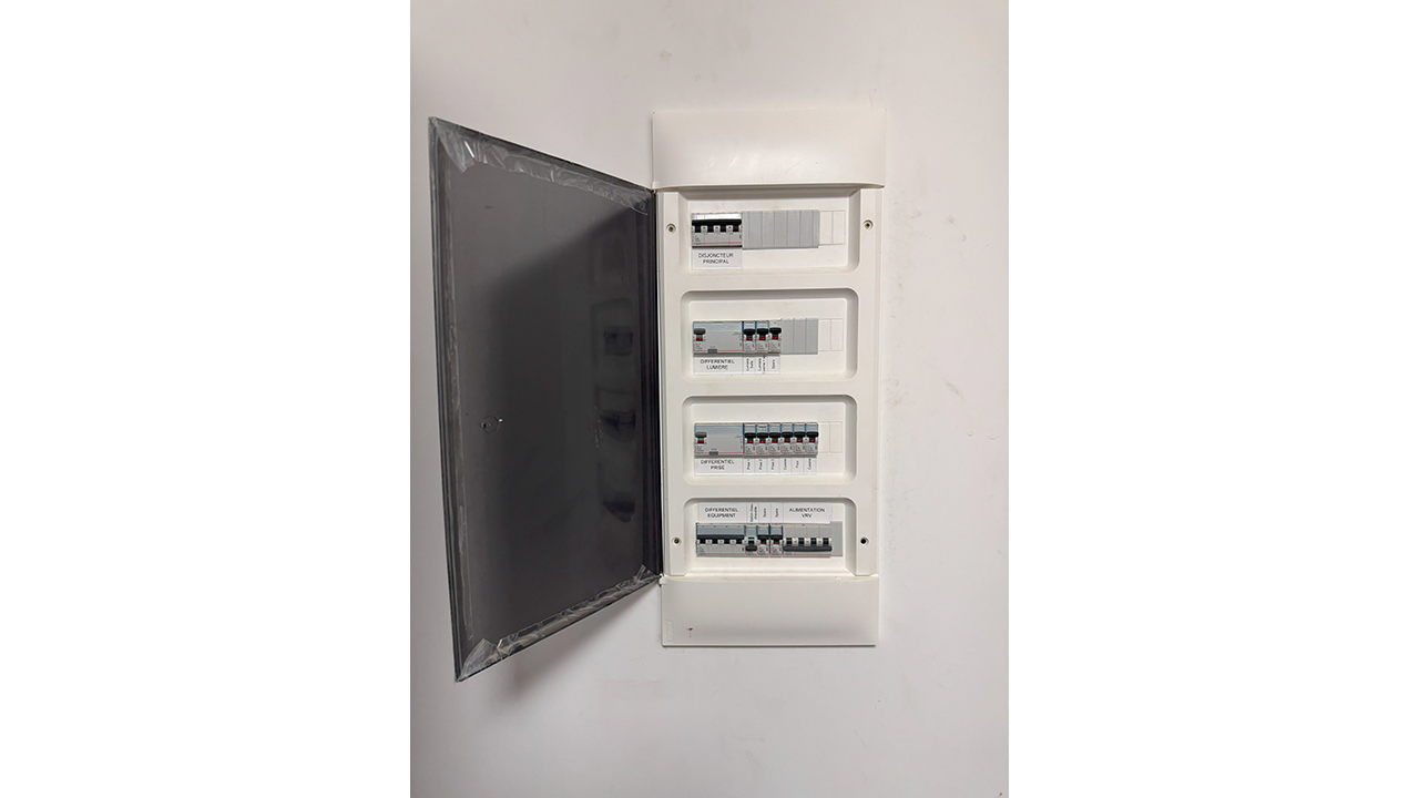 COMMERCIAL - SCI-APS